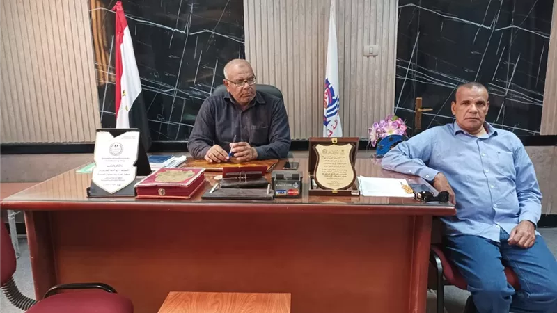 تعليم نجع حمادي يبحث الاستعدادات لاستقبال امتحانات الفصل الدراسي