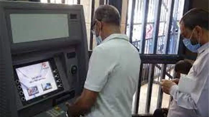 موعد صرف رواتب ابريل للموظفين بالزيادة الجديدة