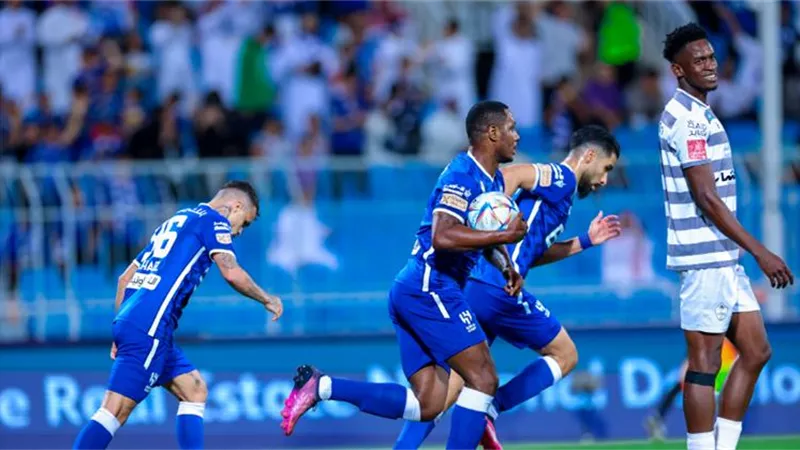 التعادل الايجابى يحسم مواجهة الهلال مع الطائي في الدوري السعودي