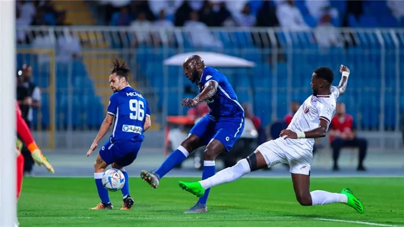 تعرف على ترتيب الدوري السعودي بعد تعادل الهلال مع الطائي