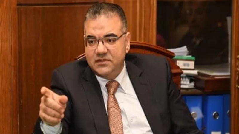النائب سيد حجازي يطالب بالقضاء على تسول وتشرد الأطفال