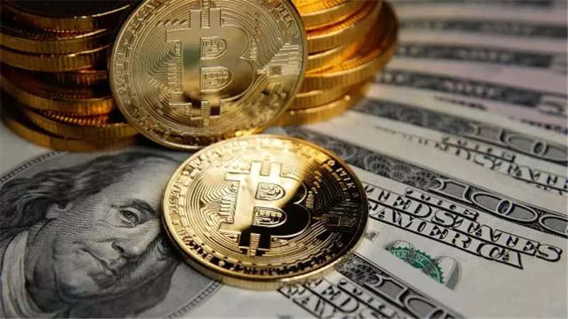 البيتكوين إلى أعلى مستوى في 10 أشهر
