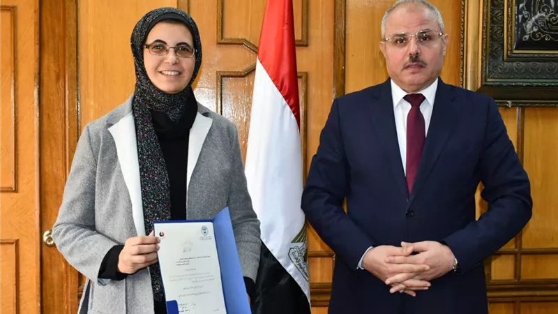 الدكتورة رانيا مصطفى وكيلاً لشئون طلاب طب القناة