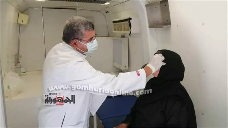 الكشف على ٦٩٠حالة فى قافلة طبية لمديرية الصحة بنجع الوحدة بالأقصر