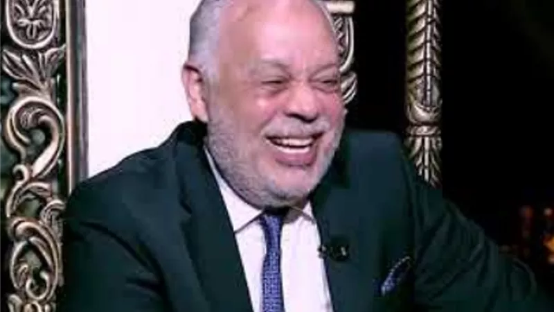نقيب الممثلين يفجر مفاجاة بشأن عادل امام