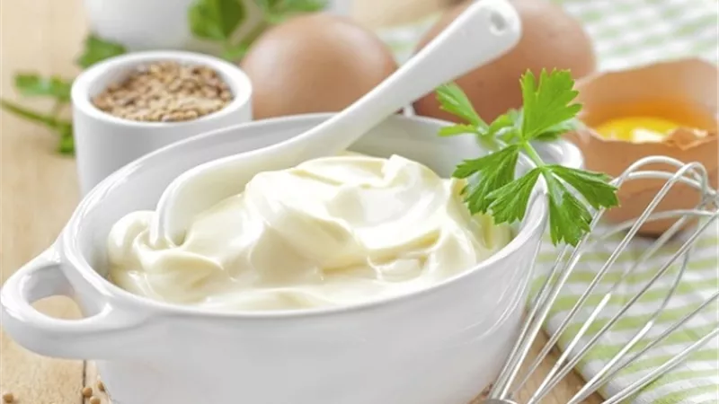 طريقة عمل سلطة الثومية مثل المطاعم