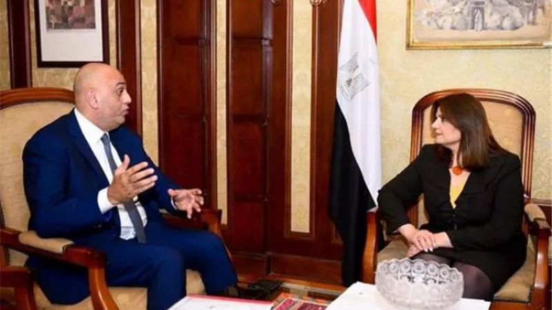 وزيرة الهجرة تلتقي رئيس تنمية المشروعات لبحث أوجه التعاون المشترك