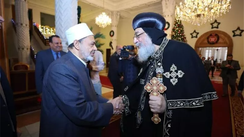 الإمام الأكبر والبابا يتبادلان التهنئة بعيد الفطر وعيد القيامة