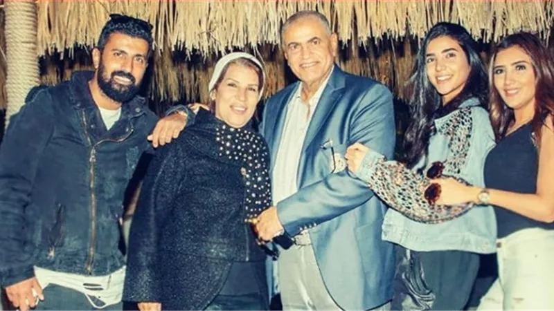 والد محمد سامي: إبني أعاد للدراما هيبتها وللأسرة العربية لمتها