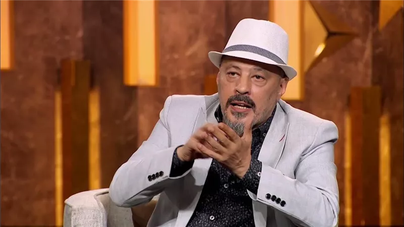 عمرو عبدالجليل: محمد سعد لا يقلدني في الكوميديا وموافق اسمه يتكتب قبلي