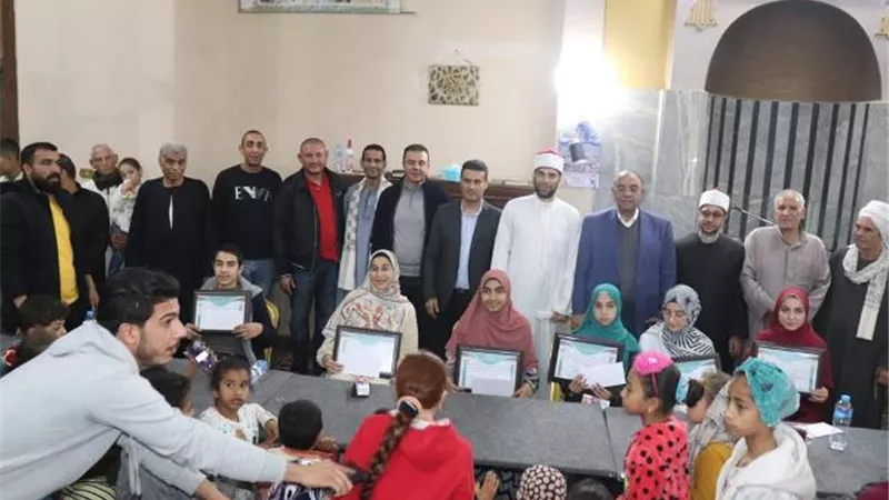 مستقبل وطن بالجيزة يكرم حفظة القرآن بالشوبك الغربي بالبدرشين