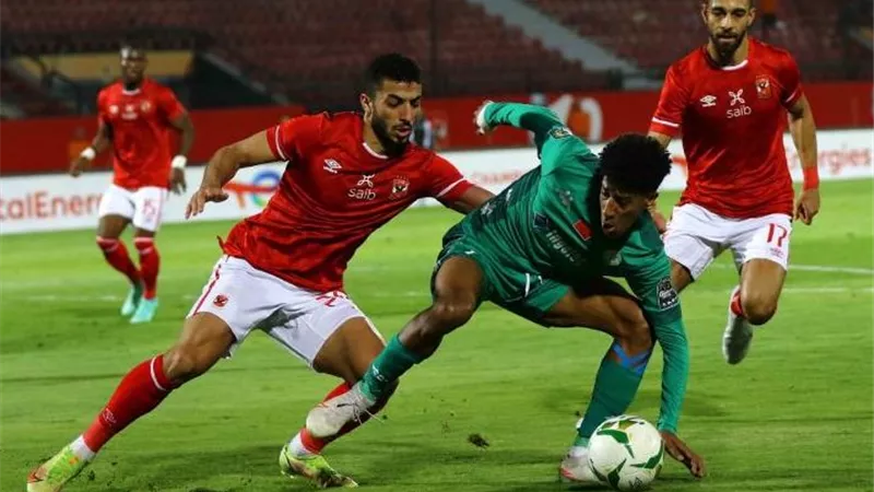 طلائع الجيش يحذر الأهلى من حكم مواجهة الرجاء بدورى ابطال افريقيا