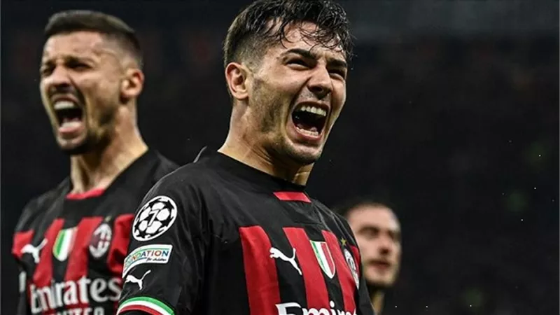 نجم ميلان يحسم موقفه من العودة الى ريال مدريد