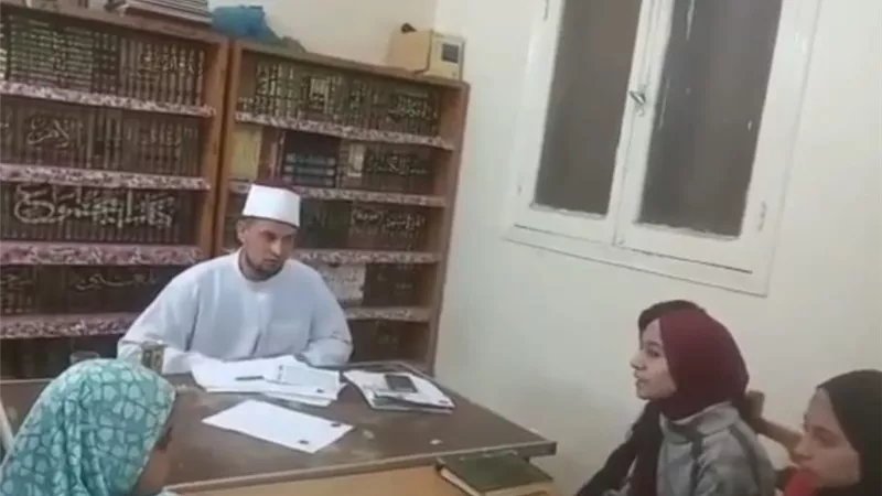 مسابقة في حفظ القرآن الكريم ل خمسة أجزاء بمركز شباب ريدة
