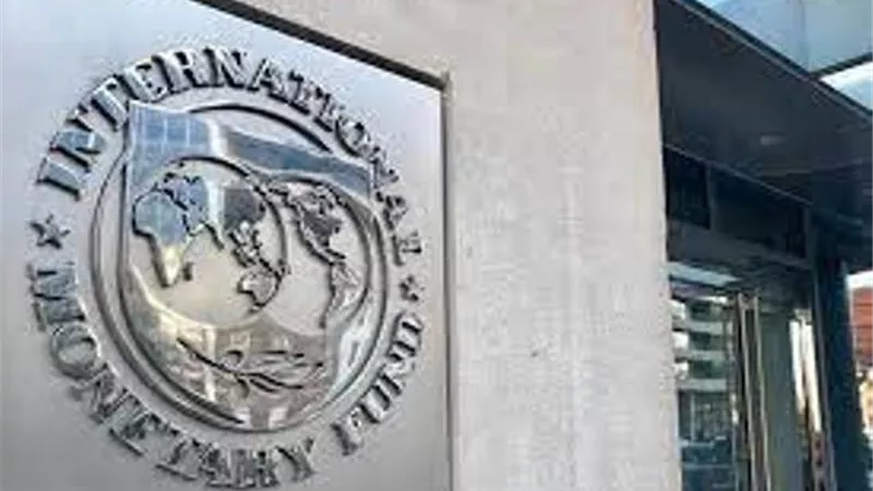 صندوق النقد يتوقع تباطؤ النمو بالشرق الأوسط وشمال أفريقيا