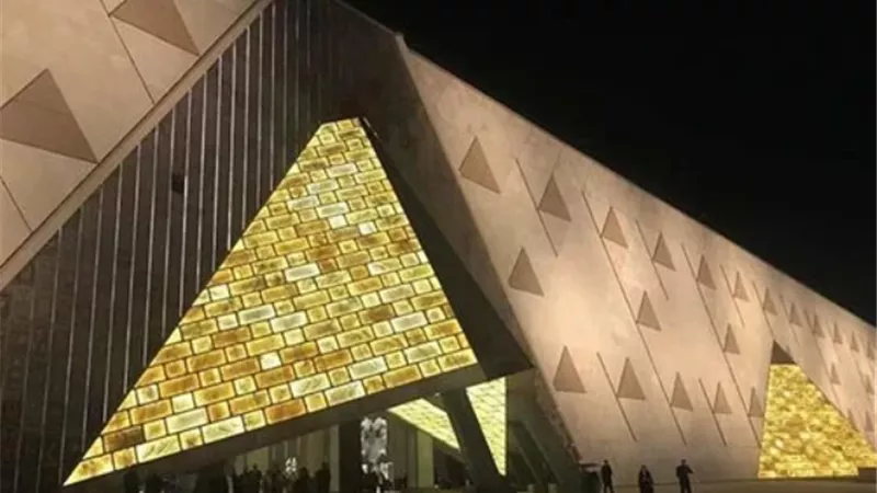 الحكومة تنفى تضرر سقف بهو المتحف الكبير بسبب الأمطار