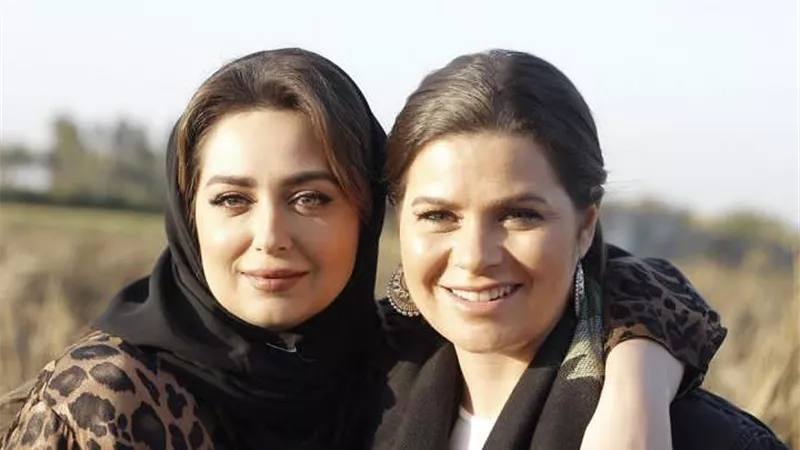 برفقة يسرا اللوزي.. هبه مجدى تشارك جمهورها أحدث ظهور من 