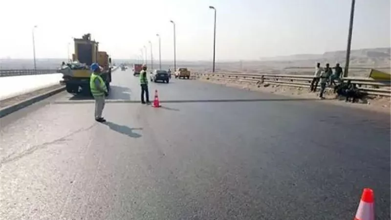 غلق جزئى بطريق الواحات بالاتجاه القادم من الفيوم.. تفاصيل