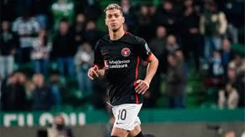 إمام عاشور يرد على أنباء انتقاله للاهلى