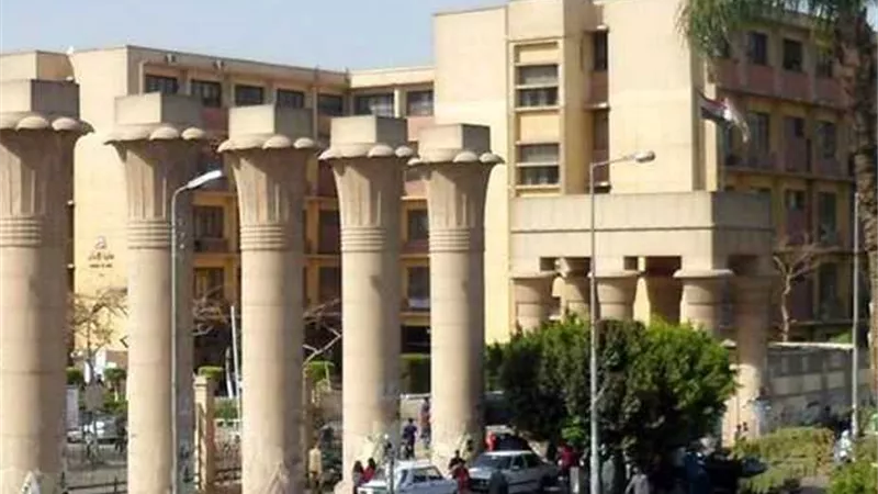 حقوق عين شمس تنظم مؤتمر التحديات القانونية للذكاء الاصطناعي
