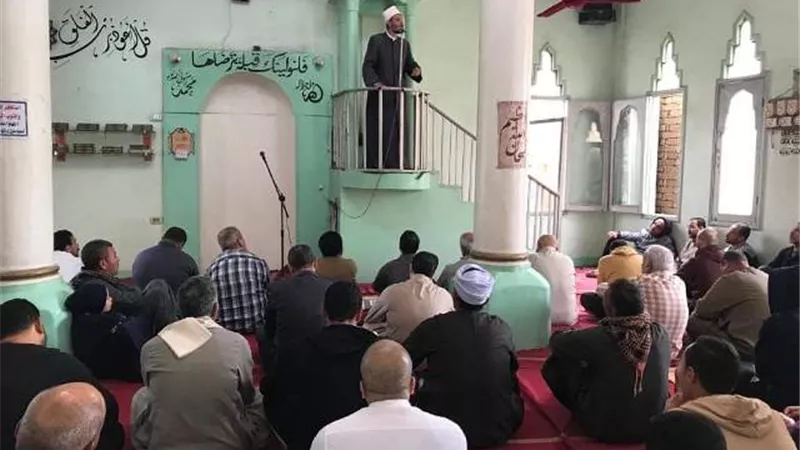 خريجي الأزهر يؤدون خطبة الجمعة بمساجد محافظة المنيا