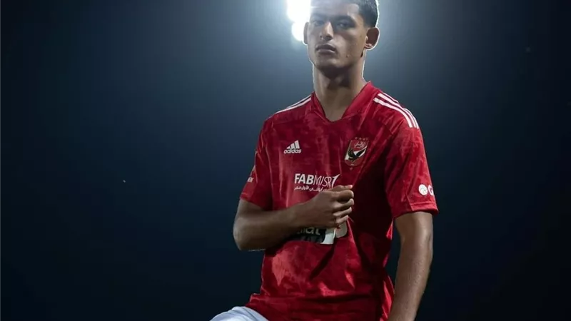 كريستو يغادر مواجهة الأهلى أمام فاركو للاصابة