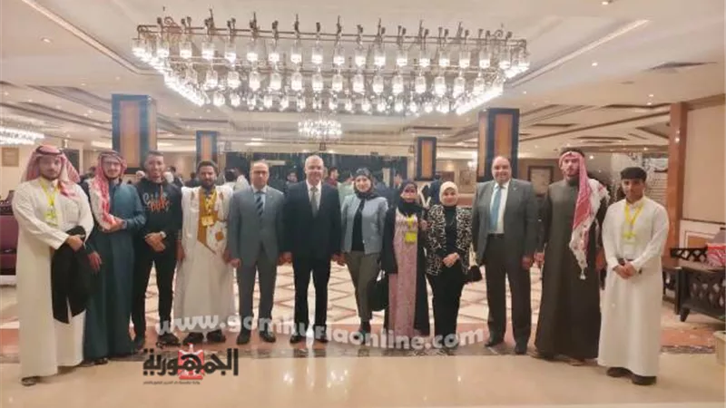 رئيس جامعة الزقازيق يشهد حفل الإفطار للطلاب الوافدين
