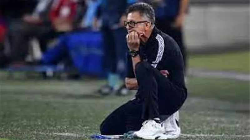 حقيقة رحيل مدرب الزمالك حال وصول عرض من منتخب كولومبيا
