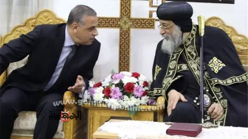 محافظ سوهاج يهنئ البابا تواضروس والإخوة الأقباط بعيد القيامة