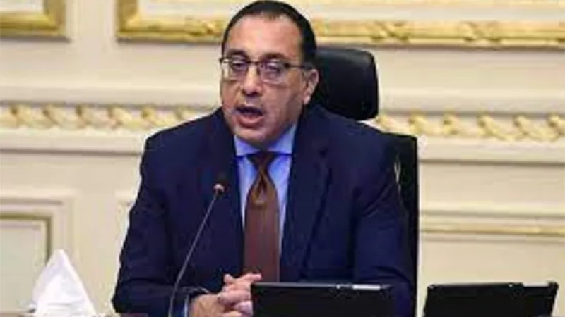 رئيس الوزراء يلتقى وزيرة الهجرة لاستعراض عدد من الملفات
