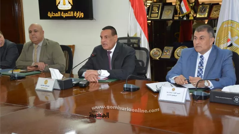 هشام أمنة: تشغيل مشروعات البنية التحتية بمنظومة المخلفات الصلبة