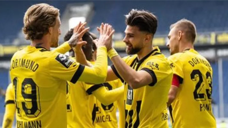 فيديو .. شاهد ملخص مباراة شتوتجارت ودورتموند بالدوري الألماني