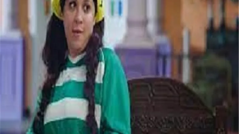الكبير اوي7 الحلقة 24.. مربوحة تعيد الأطقم وتنصح بها الكبيرة فحت