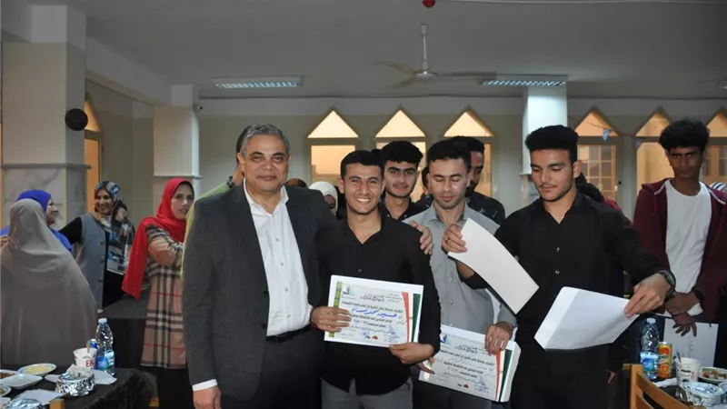 رئيس جامعة كفرالشيخ يشهد حفل ختام الأنشطة الطلابية للمدن الجامعية