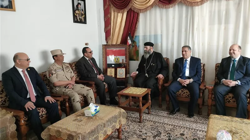 محافظ شمال سيناء يهنئ الاخوة الاقباط بعيد القيامة المجيد