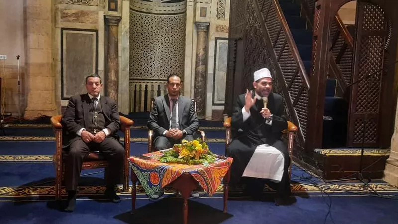 ملتقى العصر بالأزهر رمضان شهر تربية النفس على معاني الإيمان