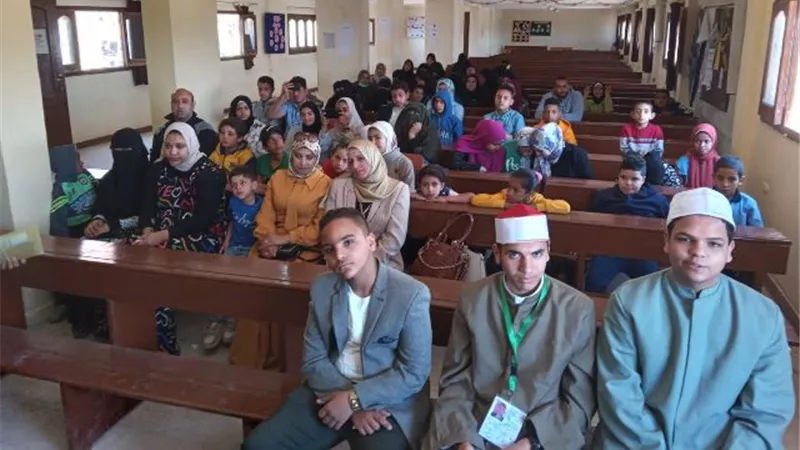الإسماعيلية الأزهرية تدخل البهجة على الطلاب وتكرم المتفوقين