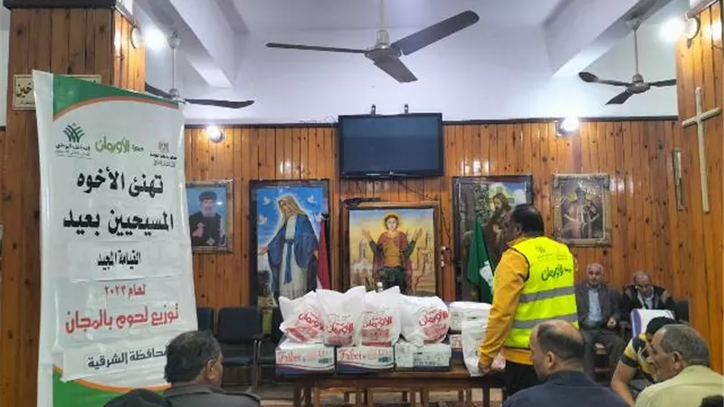 التضامن والاورمان توزعان لحوم بكنيستى مارى مينا والملاك ميخائيل