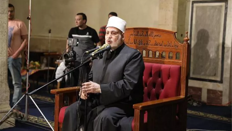 وكيل الأزهر:ليلة القدر ليلة مباركة على المؤمن ليفوز بخيرها