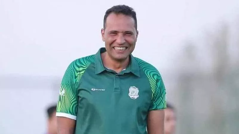 صورة .. مؤمن سليمان مدربا لفريق القوة الجوية العراقى