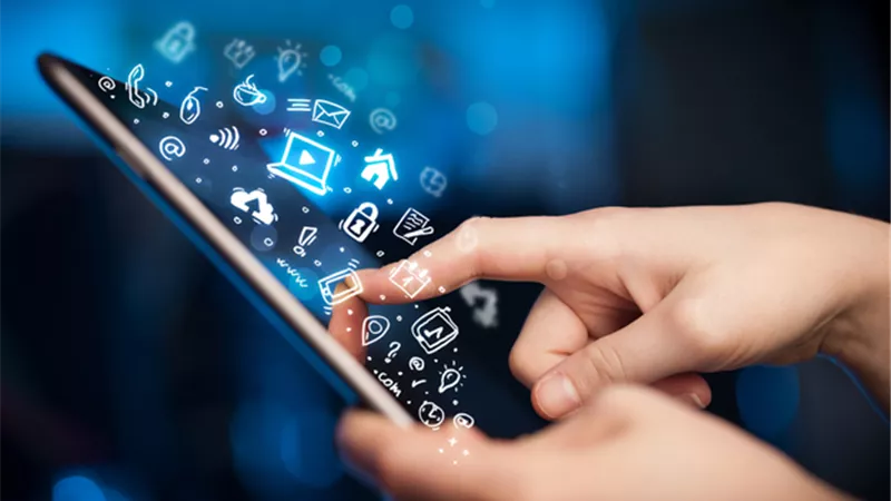 القبض على قرصان إذاعة القرأن الكريم وبثها عبر تطبيق