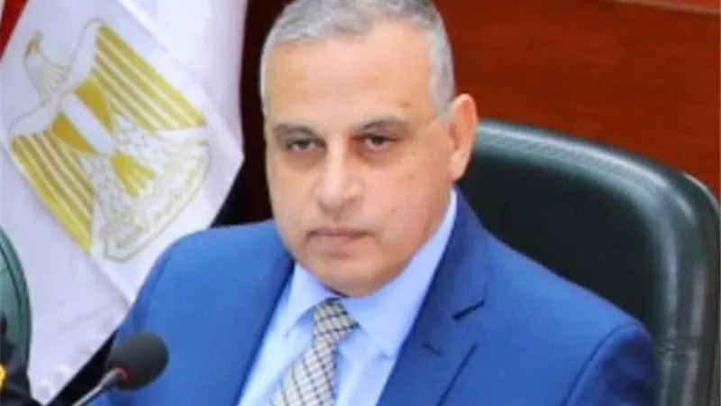 محافظ سوهاج يتابع استعدادات مديرية التموين لاستقبال عيد الفطر
