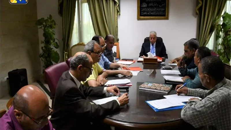 محافظ جنوب سيناء يتابع الموقف المالي لصندوق الاسكان