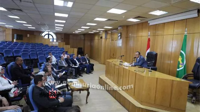 نائب محافظ المنيا يوجه برفع درجة الاستعداد القصوى بمختلف القطاعات