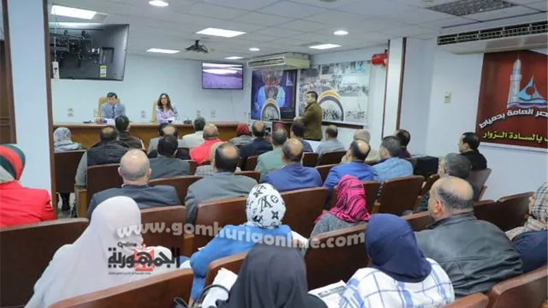 محافظ دمياط تتابع موقف المبادرة الوطنية للمشروعات الخضراء الذكية