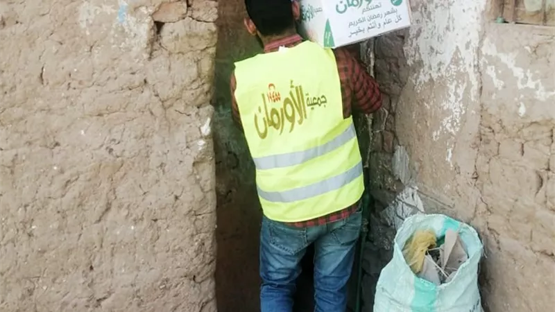الانتهاء من توزيع 8 ألاف كرتونة مواد غذائية باسيوط