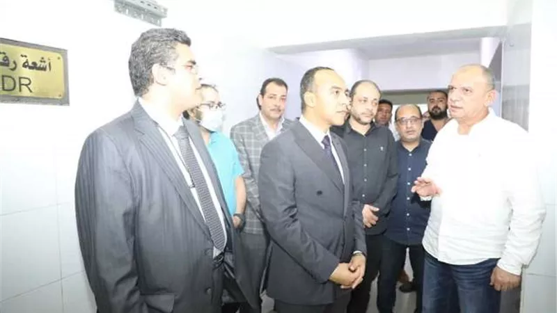 نائب محافظ المنيا يتابع انتظام الخدمة الصحية بمستشفى الشيخ فضل