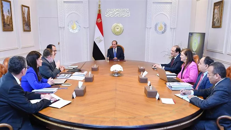 الرئيس السيسي يوجه بمواصلة الجهود لاحتواء تداعيات الأزمة العالمية