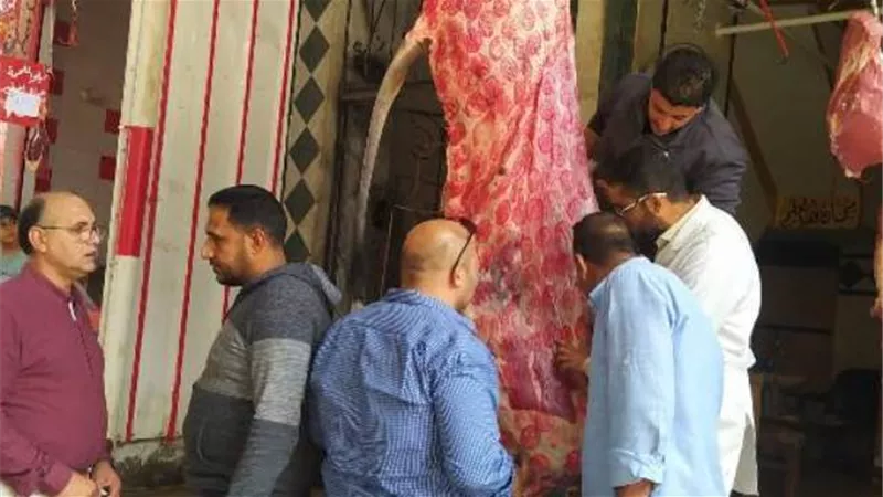 حملات علي الأسواق وضبط منتجات منتهية الصلاحية بالاسماعيلية