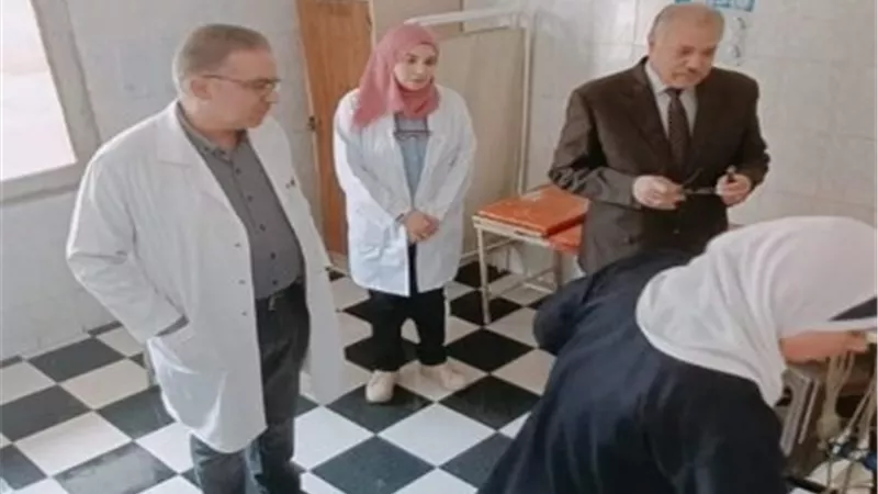 وكيل الصحة يطمئن على احوال المرضى بمستشفي رمد بنها